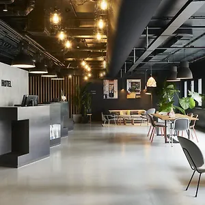 Hotel Good ****