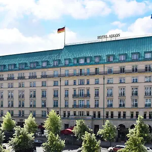 Adlon Kempinski Отель