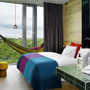 25hours Bikini Hotell
